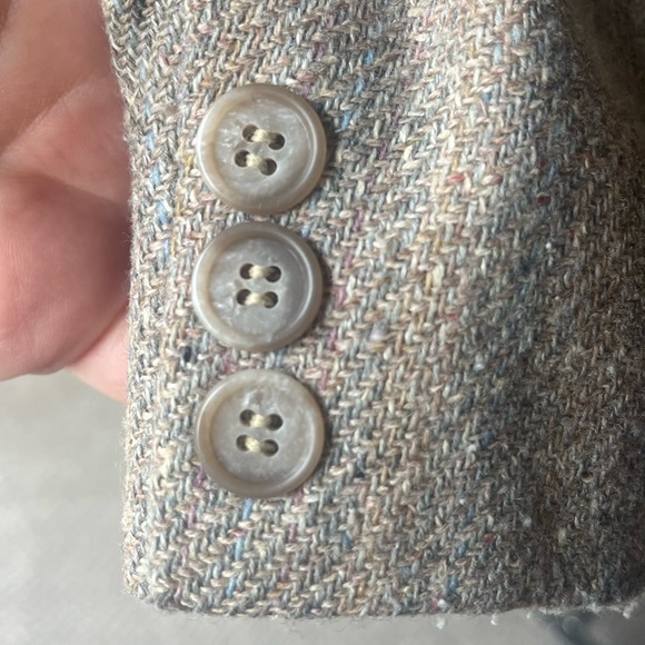 Vintage Giovanni Montreal Tan Blazer, Size L, P2P 42” - Picture 7 of 7